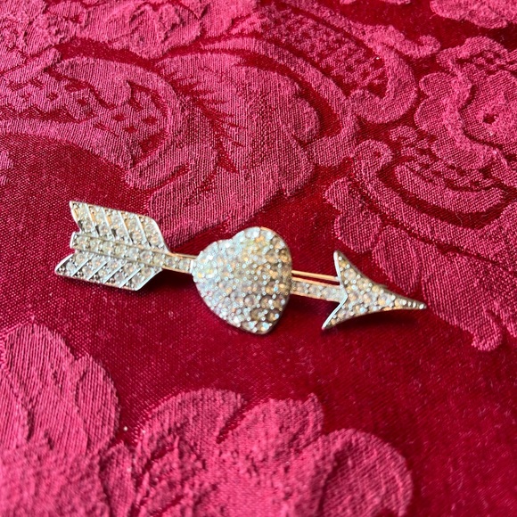 Nolan Miller Jewelry - Nolan Miller designer silver-tone crystal heart arrow brooch/pin. Sweet!❣️
